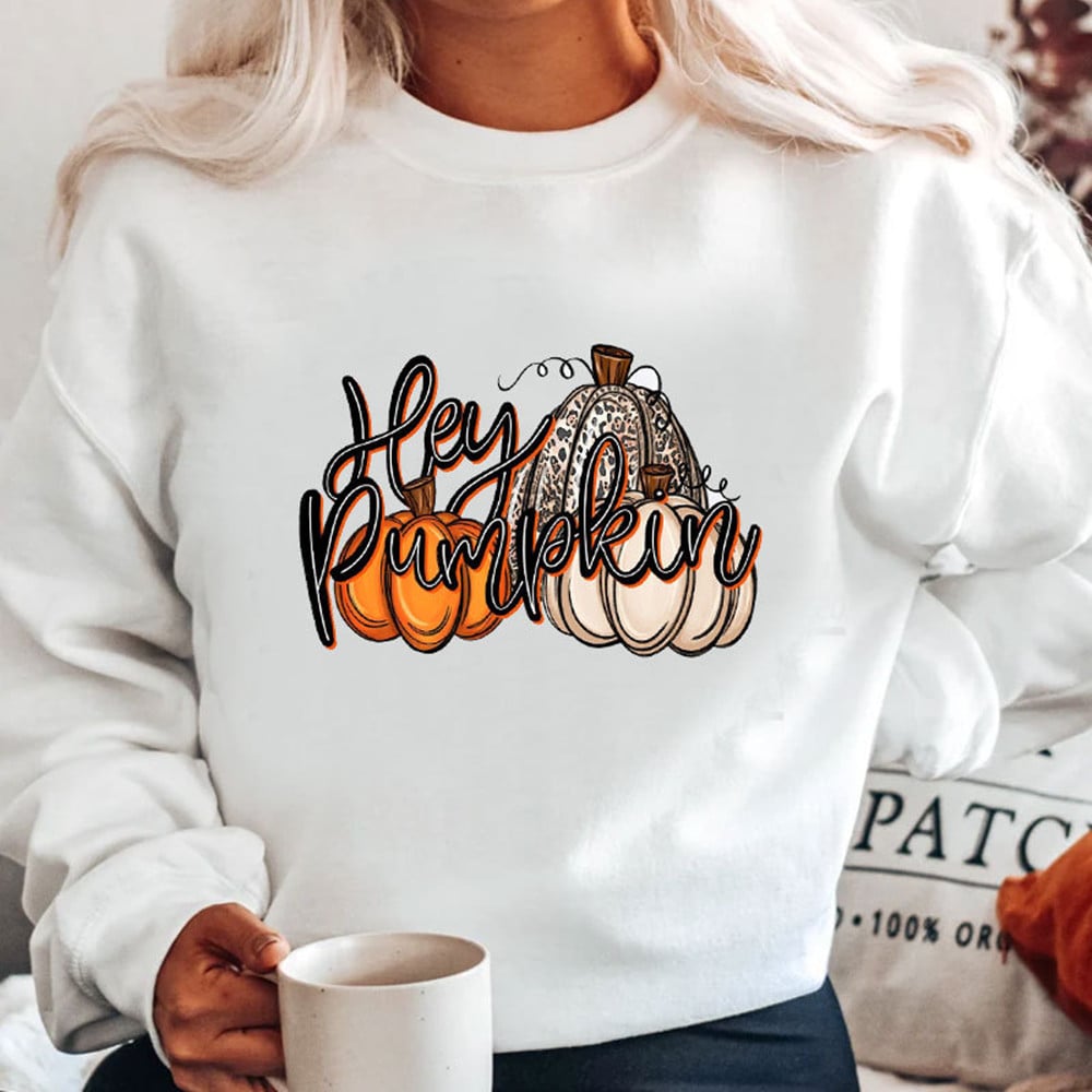 Women’s Halloween Graphic Sweatshirt
