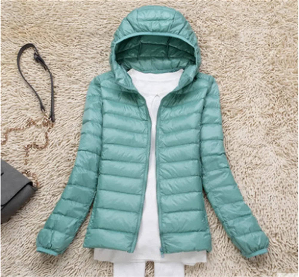 CloudLite Packable Hooded Puffer Jacket